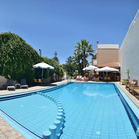 Akatos Hotel Agia Marina Dış mekan fotoğraf