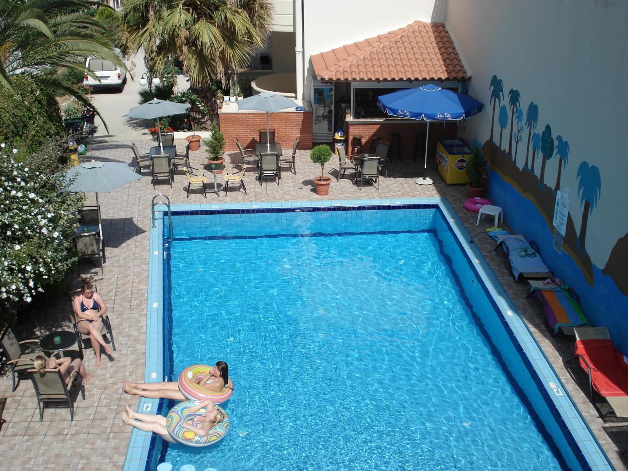 Akatos Hotel Agia Marina Dış mekan fotoğraf