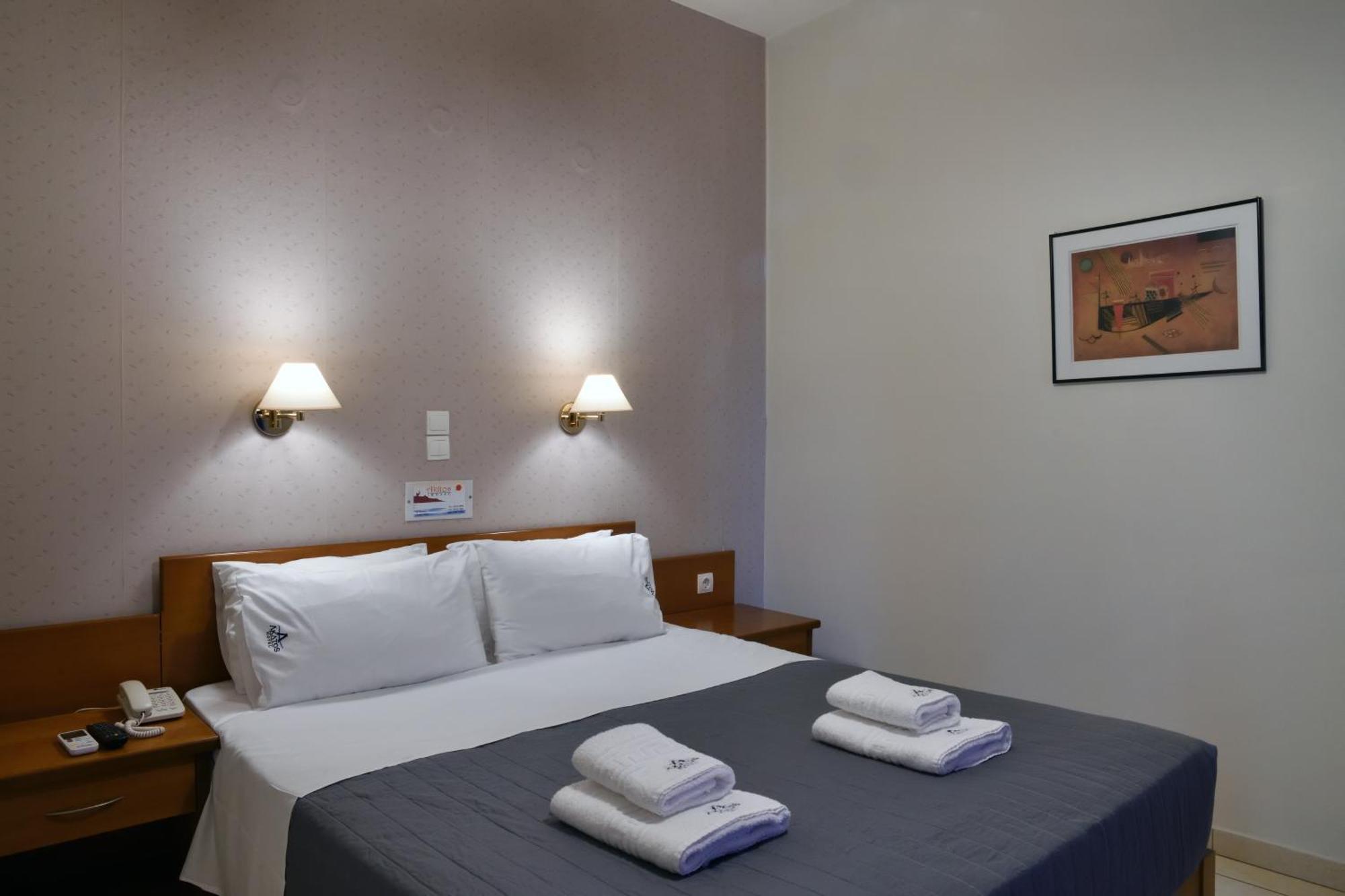 Akatos Hotel Agia Marina Dış mekan fotoğraf