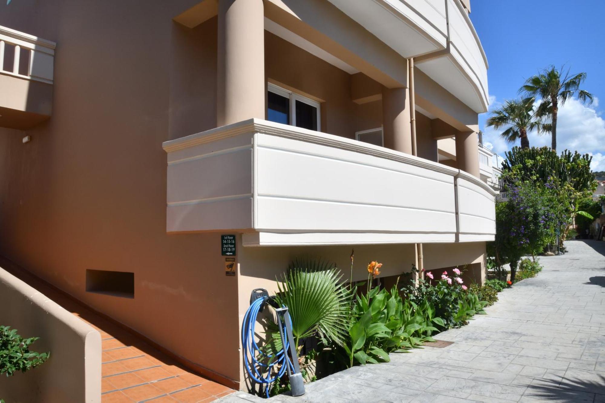 Akatos Hotel Agia Marina Dış mekan fotoğraf