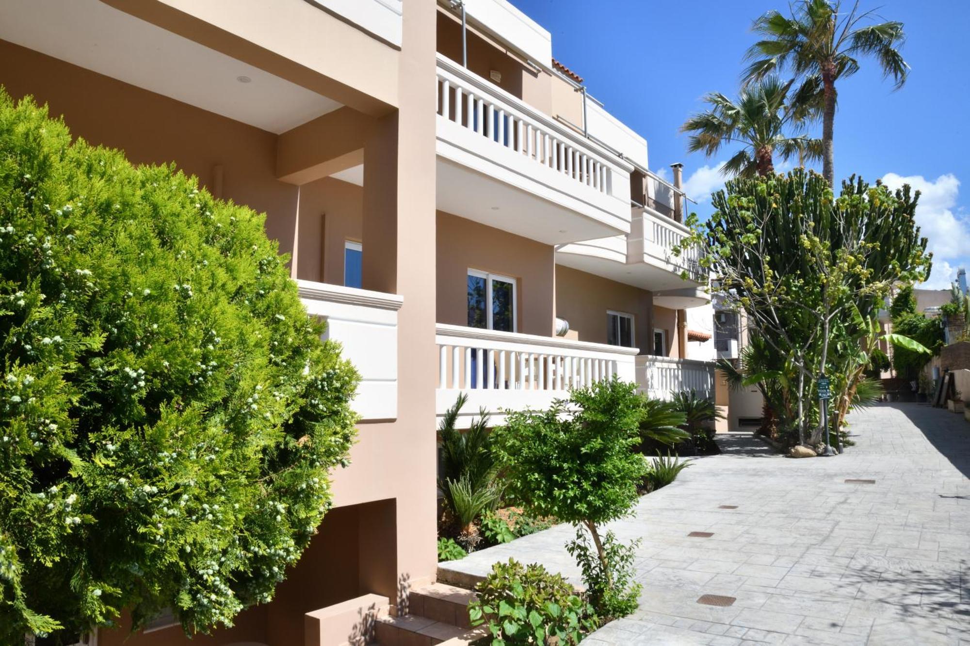 Akatos Hotel Agia Marina Dış mekan fotoğraf