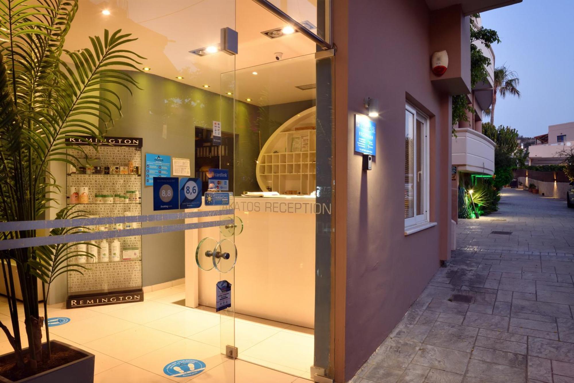 Akatos Hotel Agia Marina Dış mekan fotoğraf