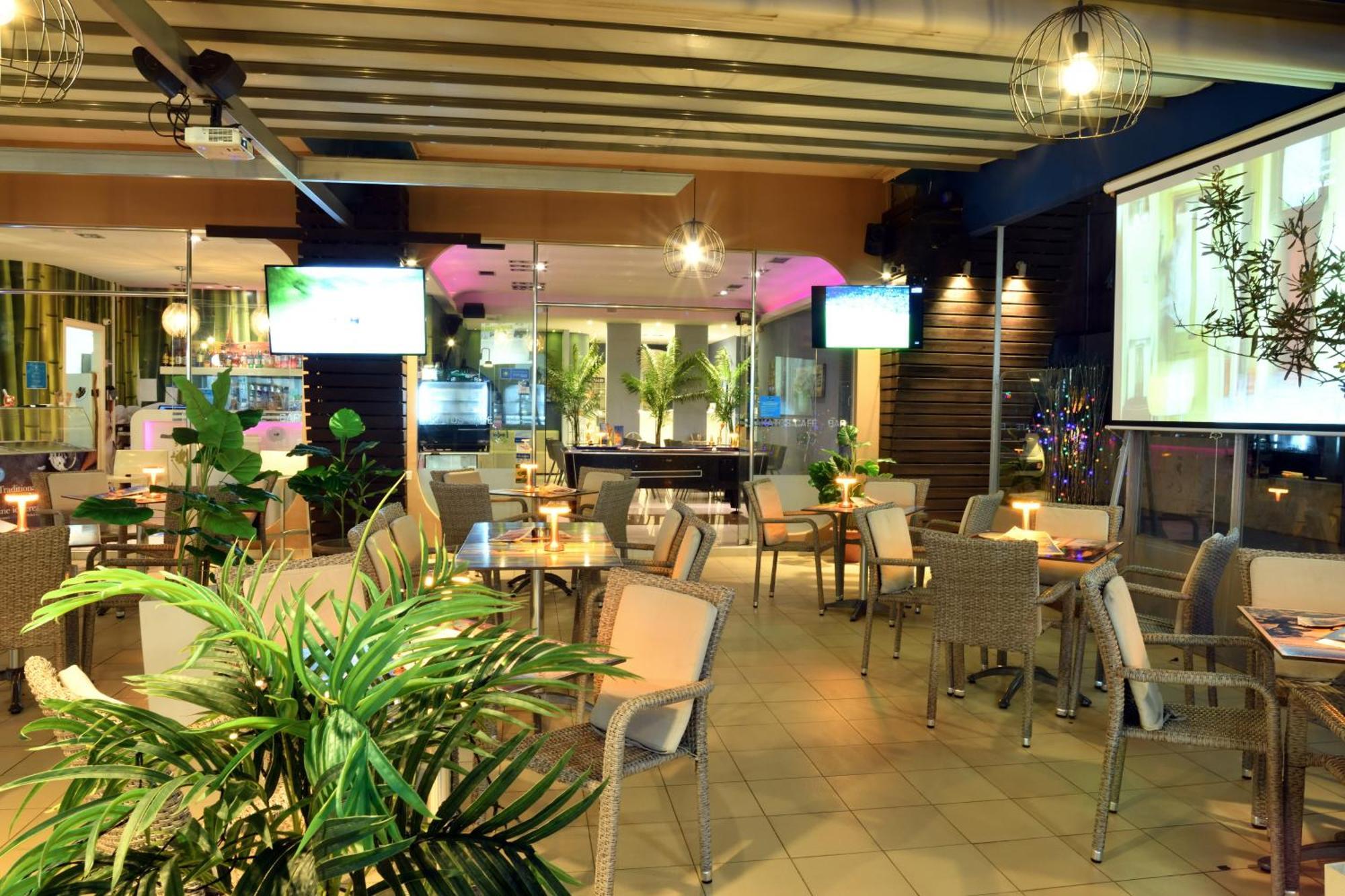 Akatos Hotel Agia Marina Dış mekan fotoğraf