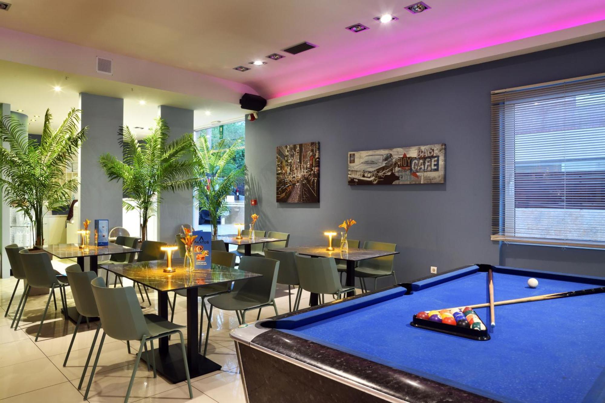 Akatos Hotel Agia Marina Dış mekan fotoğraf
