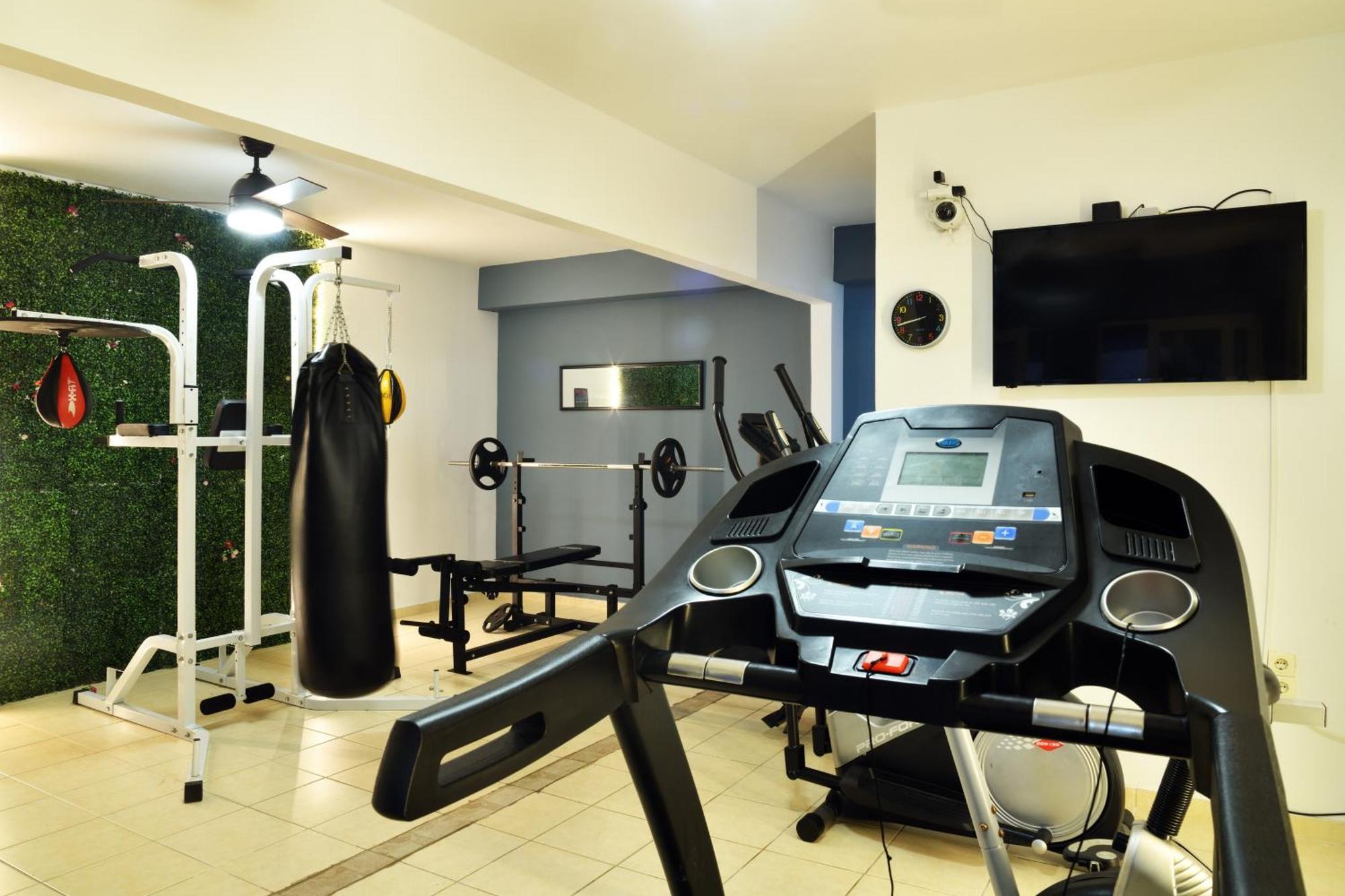 Akatos Hotel Agia Marina Dış mekan fotoğraf