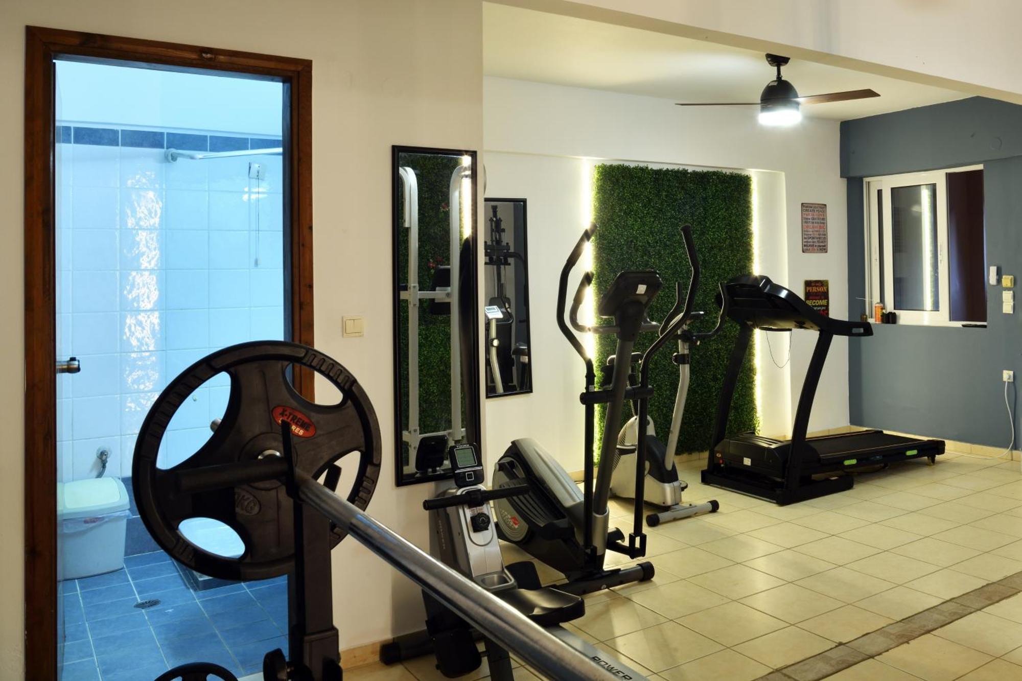 Akatos Hotel Agia Marina Dış mekan fotoğraf