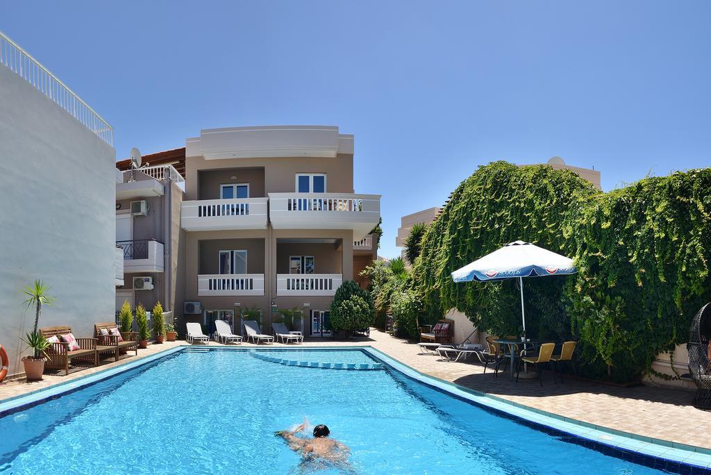 Akatos Hotel Agia Marina Dış mekan fotoğraf