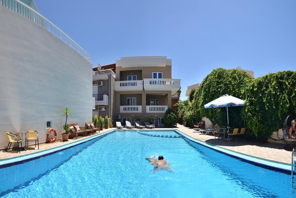 Akatos Hotel Agia Marina Dış mekan fotoğraf