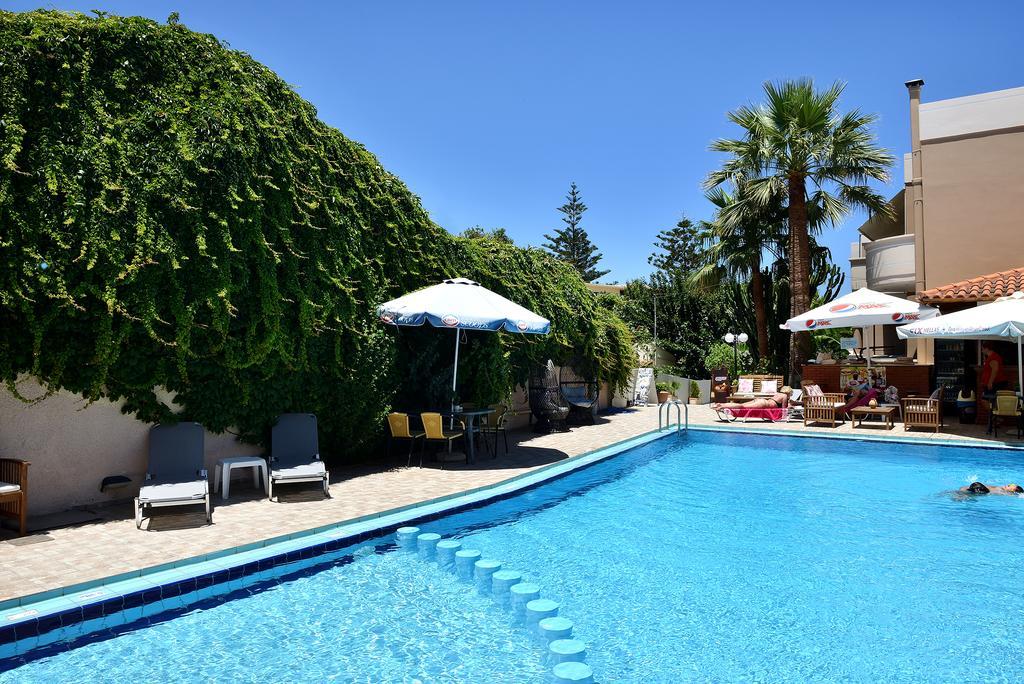 Akatos Hotel Agia Marina Dış mekan fotoğraf